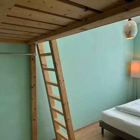 Topside Apartament *